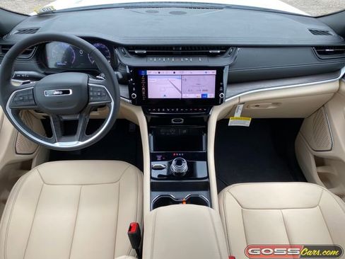 New 2026 Jeep Grand Cherokee Limited image 10