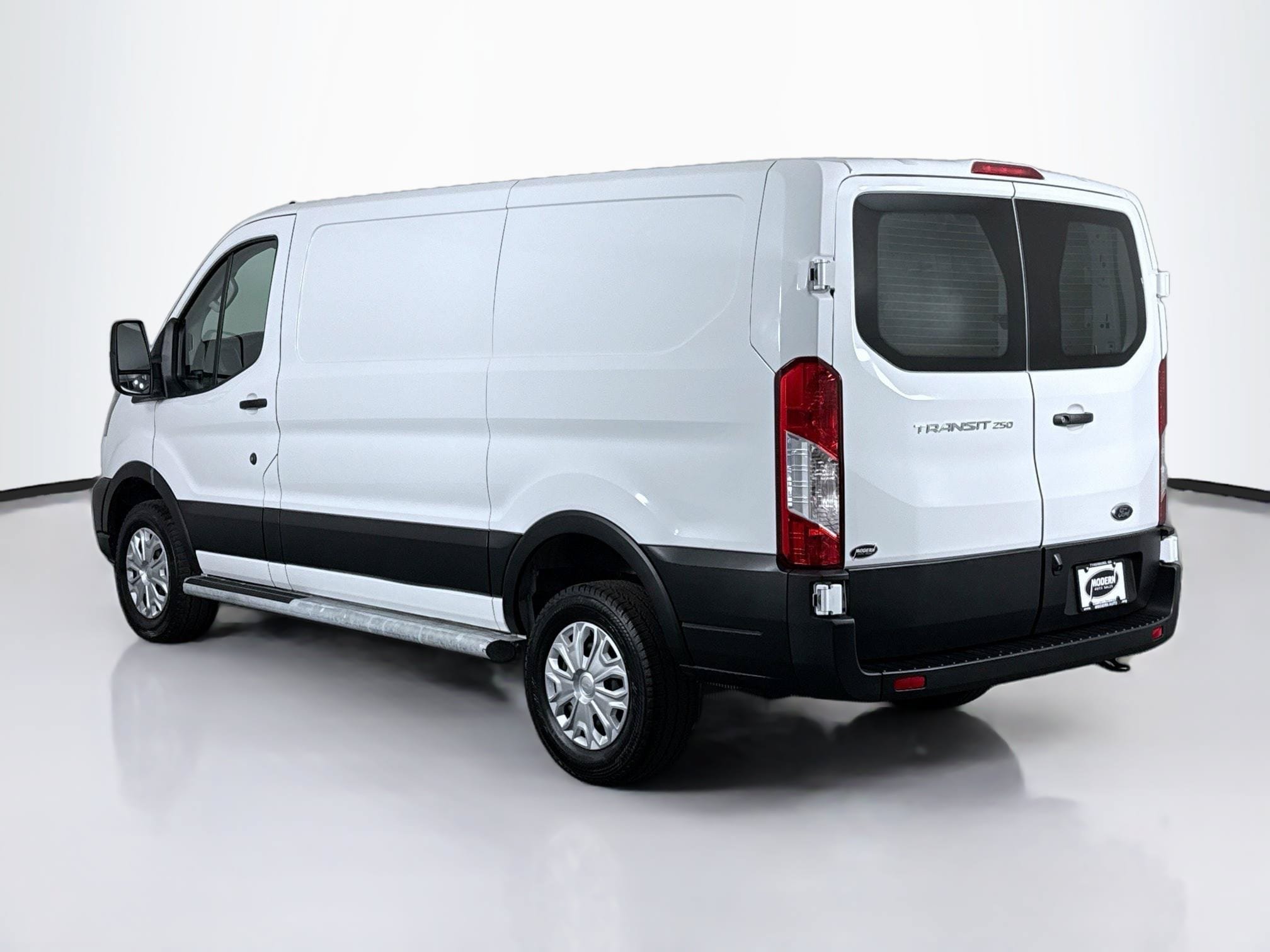 Used 2025 Ford Transit 250 Low Roof w/ Exterior Upgrade Package RWD image 13