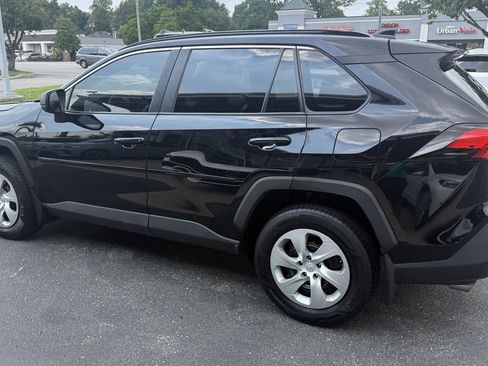Used 2019 Toyota RAV4 LE w/ All Weather Liner Package AWD/4WD image 5