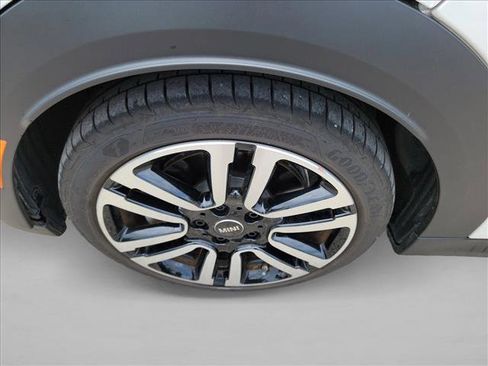 Used 2024 MINI Cooper S FWD image 9