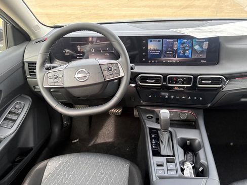 New 2026 Nissan Sentra SV image 11