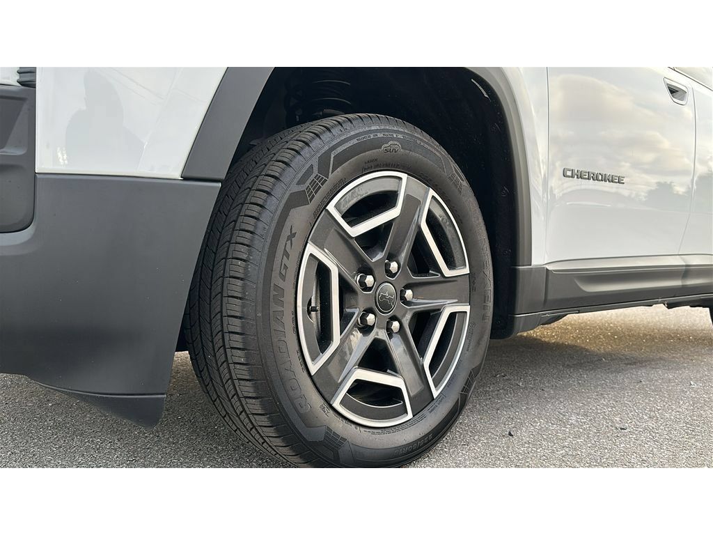 New 2026 Jeep Cherokee Laredo AWD/4WD image 10