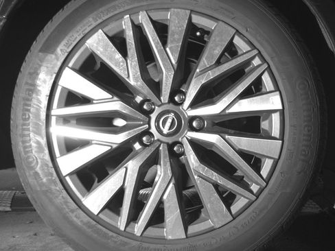 Used 2025 Nissan Altima 2.5 SV FWD image 15