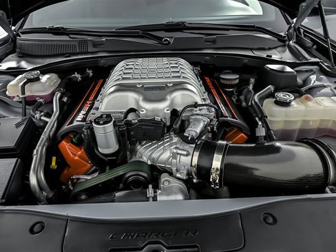 Used 2022 Dodge Charger SRT Hellcat w/ Harman/Kardon Audio Group RWD image 12