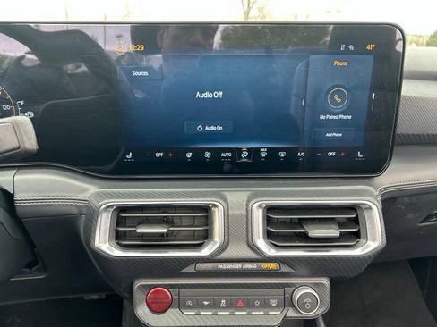 Used 2025 Ford Mustang Premium RWD image 26