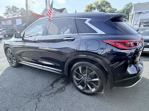 Used 2019 INFINITI QX50 Essential w/ Sensory Package AWD/4WD image 11