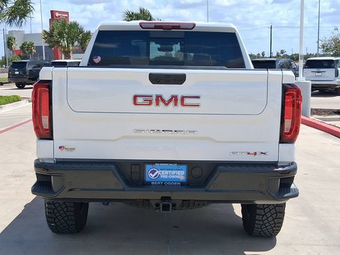 Used 2025 GMC Sierra 1500 AT4X AWD/4WD image 5