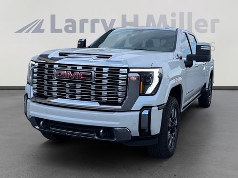 Used 2024 GMC Sierra 2500 Denali w/ Denali Reserve Package image 1