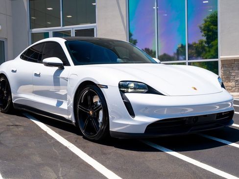 Used 2021 Porsche Taycan 4S AWD/4WD image 7