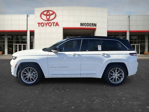 Used 2025 Jeep Grand Cherokee Summit AWD/4WD image 7