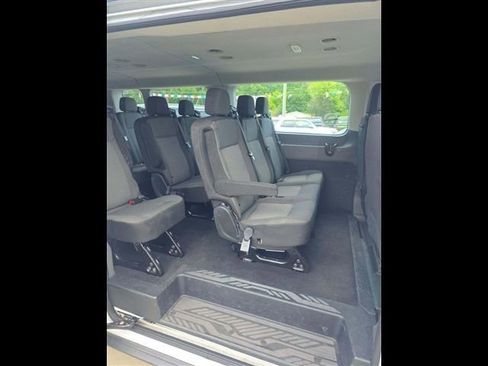 Used 2022 Ford Transit 350 XLT RWD image 8