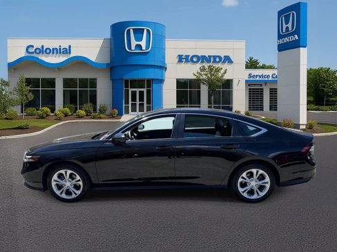Used 2024 Honda Accord LX image 3