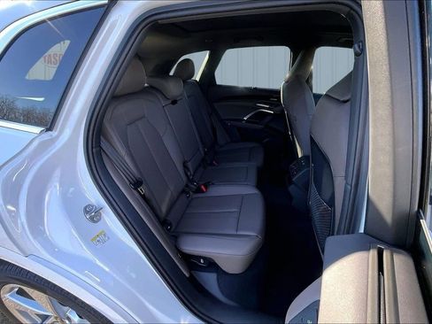 New 2025 Audi Q5 Premium Plus image 10
