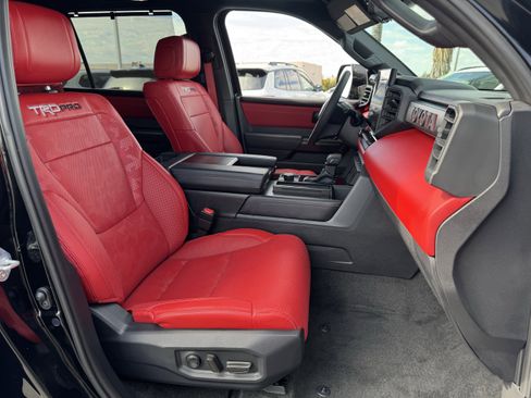 Used 2025 Toyota Sequoia TRD Pro image 39