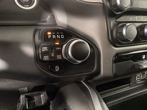 Used 2021 RAM 1500 Big Horn image 30