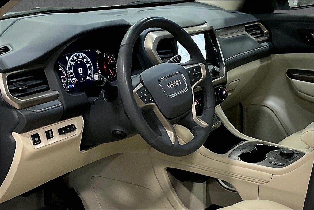 Used 2023 GMC Acadia Denali AWD/4WD image 18