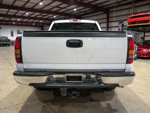 Used 2005 GMC Sierra 1500 SLT w/ Light Duty Power Package RWD image 7