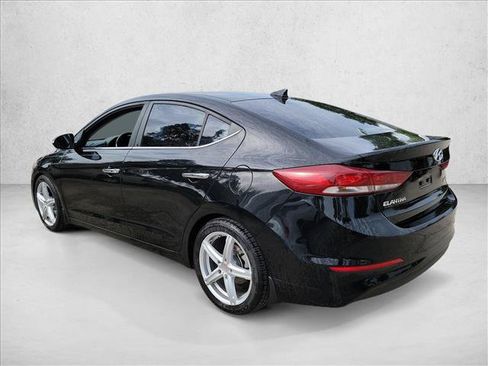 Used 2017 Hyundai Elantra Limited FWD image 7