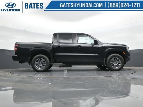 Used 2025 Nissan Frontier SV w/ SV Convenience Package AWD/4WD image 44