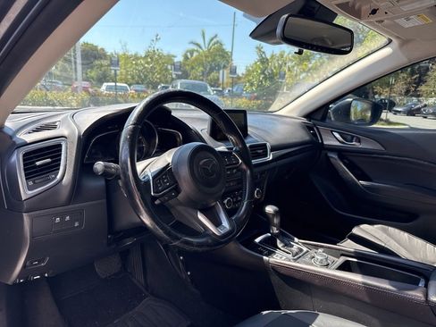 Used 2017 MAZDA MAZDA3 Grand Touring w/ Premium Equipment Package image 17