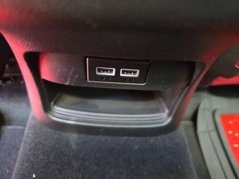 Used 2019 Alfa Romeo Stelvio Sport w/ Quick Order Package 22K Sport RWD image 43