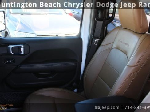 Used 2023 Jeep Wrangler Unlimited Sahara w/ Safety Group image 30