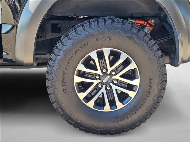 Used 2019 Ford F150 Raptor w/ Equipment Group 802A Luxury AWD/4WD image 9