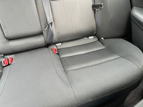 Used 2025 Nissan Altima 2.5 SV FWD image 38