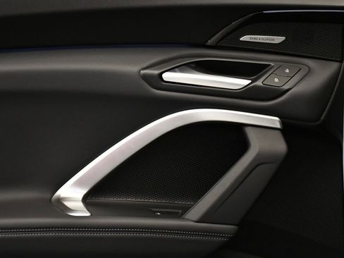 Used 2025 Audi Q5 Premium Plus w/ Premium Plus image 40