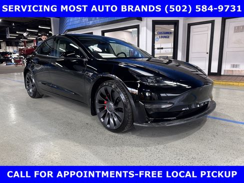 Used 2022 Tesla Model 3 Performance image 3