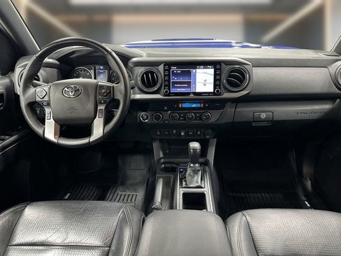 Used 2023 Toyota Tacoma TRD Sport w/ TRD Premium Sport Package AWD/4WD image 12