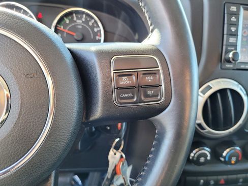 Used 2013 Jeep Wrangler Sahara w/ Connectivity Group image 31