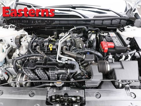 Used 2025 Nissan Altima 2.5 SV image 7