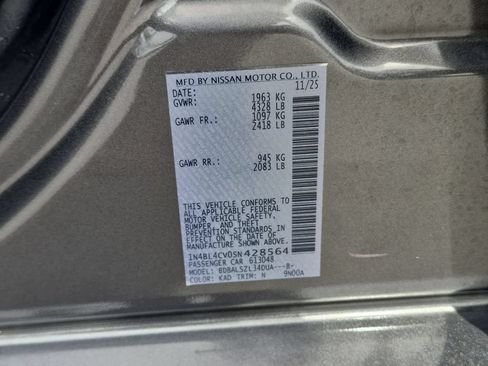 Used 2025 Nissan Altima 2.5 SR FWD image 36