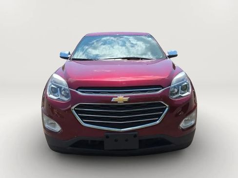 Used 2017 Chevrolet Equinox Premier w/ Enhanced Convenience Package FWD image 4