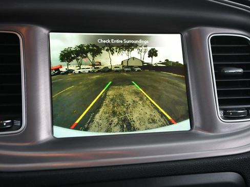 Used 2023 Dodge Charger SXT image 29