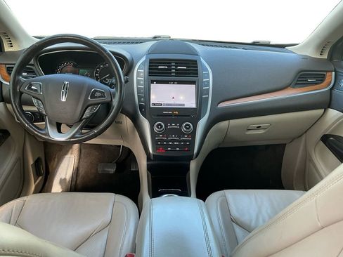 Used 2017 Lincoln MKC Select w/ Select Plus Package FWD image 17