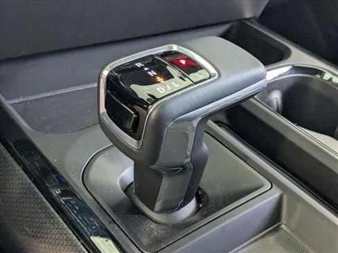 Used 2025 Chevrolet Silverado 1500 ZR2 w/ Technology Package AWD/4WD image 7