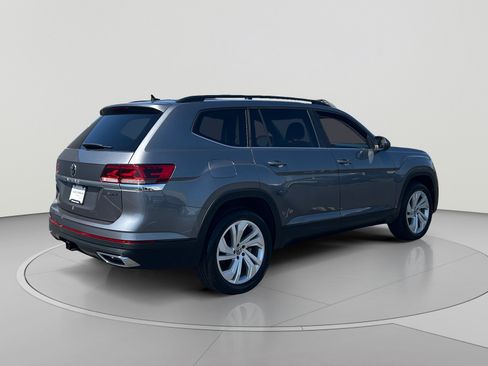 Used 2023 Volkswagen Atlas SE w/ Panoramic Sunroof Package AWD/4WD image 5
