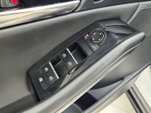 Used 2025 MAZDA CX-30 AWD 2.5 S w/ Preferred Package image 19