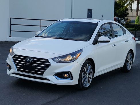 Used 2018 Hyundai Accent Limited image 1