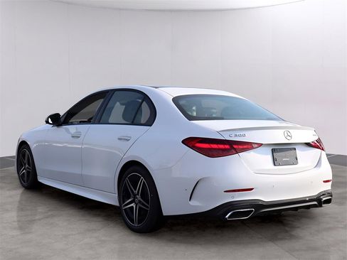 Used 2025 Mercedes-Benz C 300 4MATIC Sedan image 5