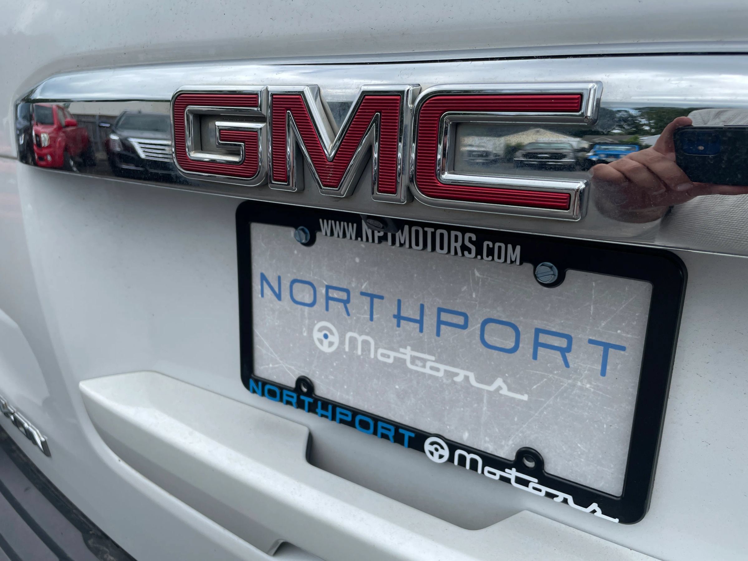 Used 2017 GMC Yukon Denali w/ Open Road Package AWD/4WD image 33