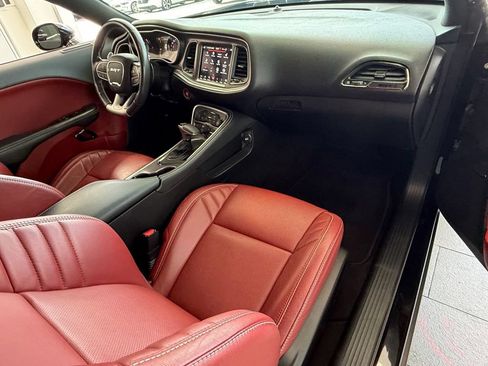 Used 2019 Dodge Challenger SRT Hellcat Redeye RWD image 16