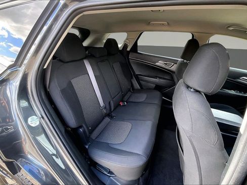 Used 2024 Kia Sportage LX AWD/4WD image 24