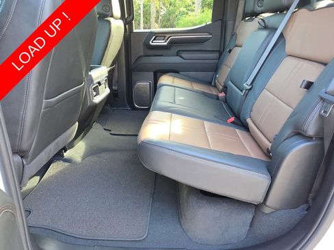Used 2024 Chevrolet Silverado 1500 High Country w/ Technology Package RWD image 21