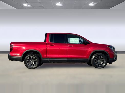 Used 2023 Honda Ridgeline Sport image 7