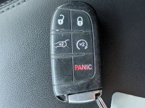 Used 2018 Jeep Grand Cherokee Altitude image 35