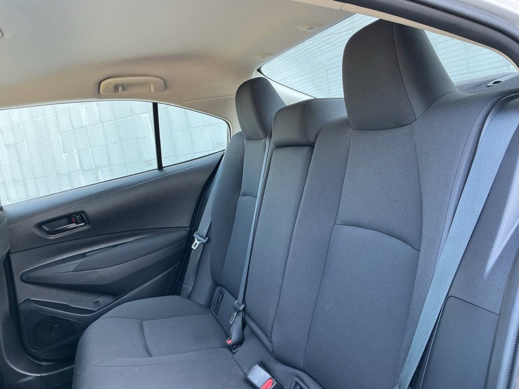 Used 2025 Toyota Corolla LE FWD image 26