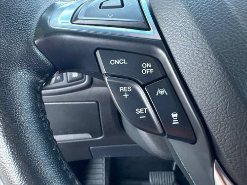Used 2020 Ford Edge Titanium w/ Equipment Group 301A AWD/4WD image 28
